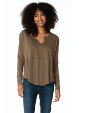 Load image into Gallery viewer, Rib &amp; Split Long Sleeve